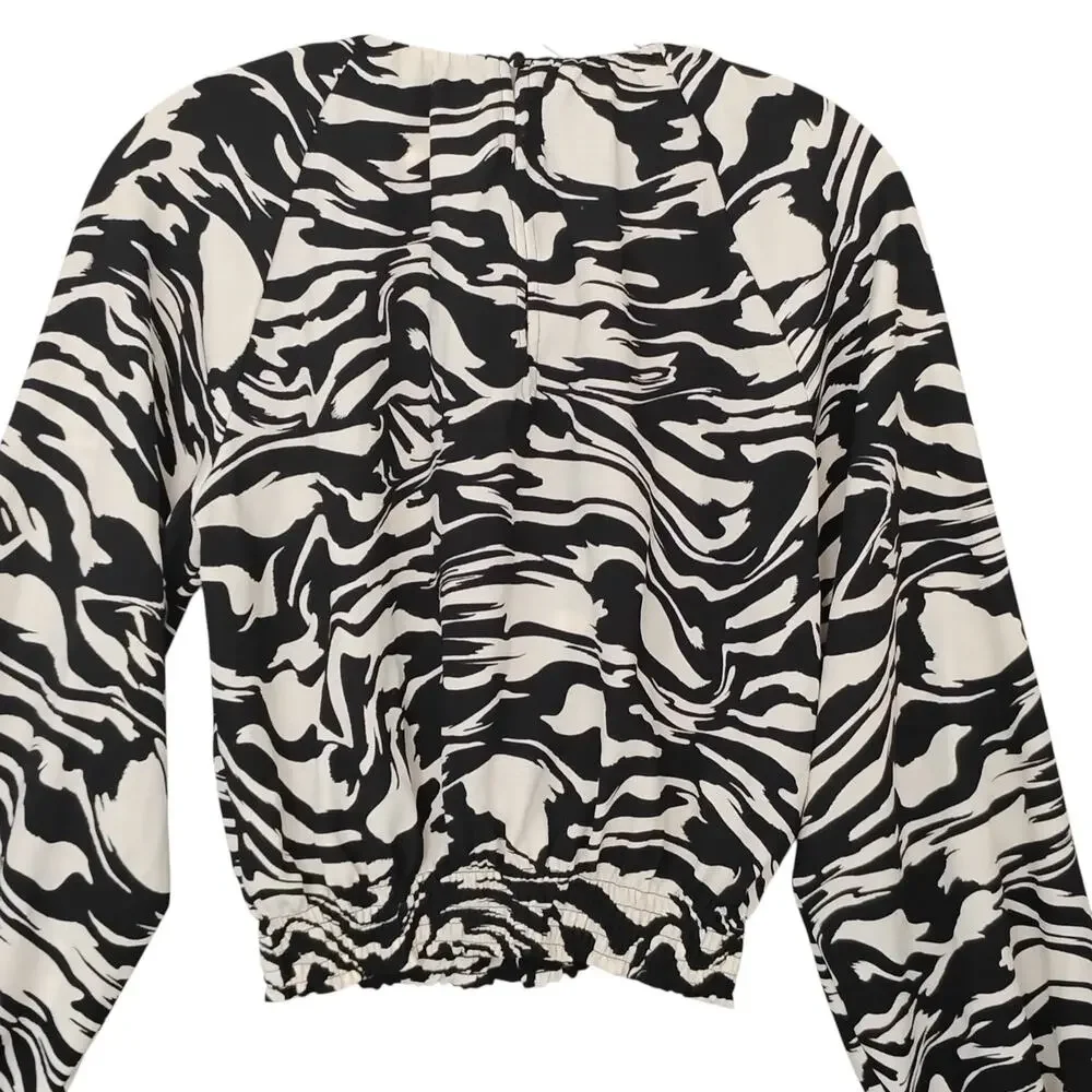 H&M Animal Print Blouse Size XS Black & Beige Balloon Long Sleeve Elastic Waist - Picture 3 of 9